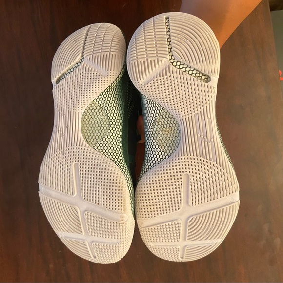 Under Armour Curry 6 Team Green - Picture 4 of 4